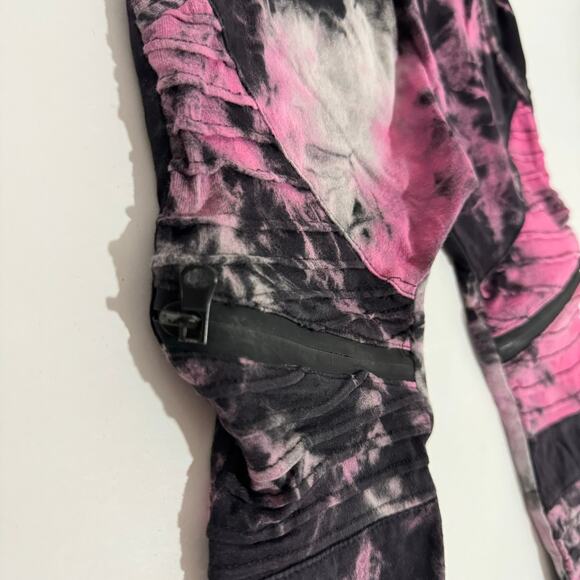 Posh Kiddos Pink & Black Tie Dye Biker Outfit Set Size 3 - Picture 7 of 7